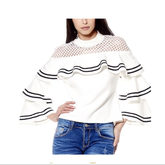 GRACIA MESH DETAILED SLEEVES TOP - Picture 3 of 4